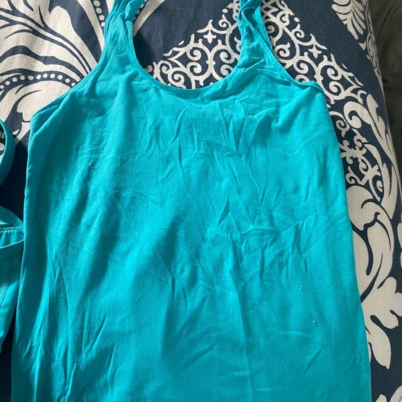 Lululemon 2 in 1 Bra/Tank combo sz4 - Picture 6 of 7